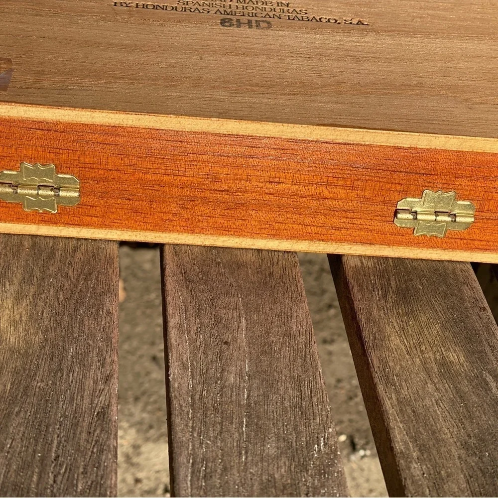 EMPTY vintage cigar box for crafts, decoration or storage
